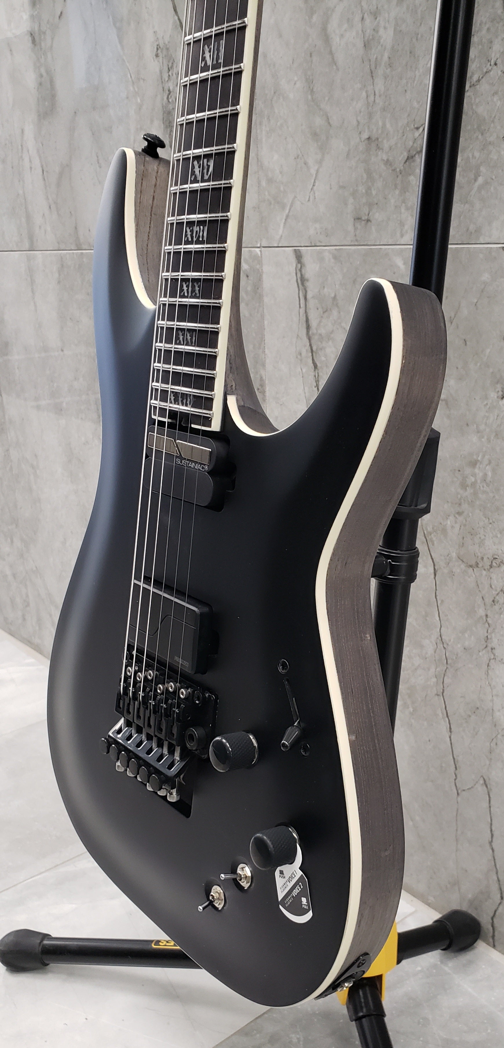 Schecter C-1 FR S SLS Evil Twin W/ SUSTAINIAC Satin Black 1348-SHC