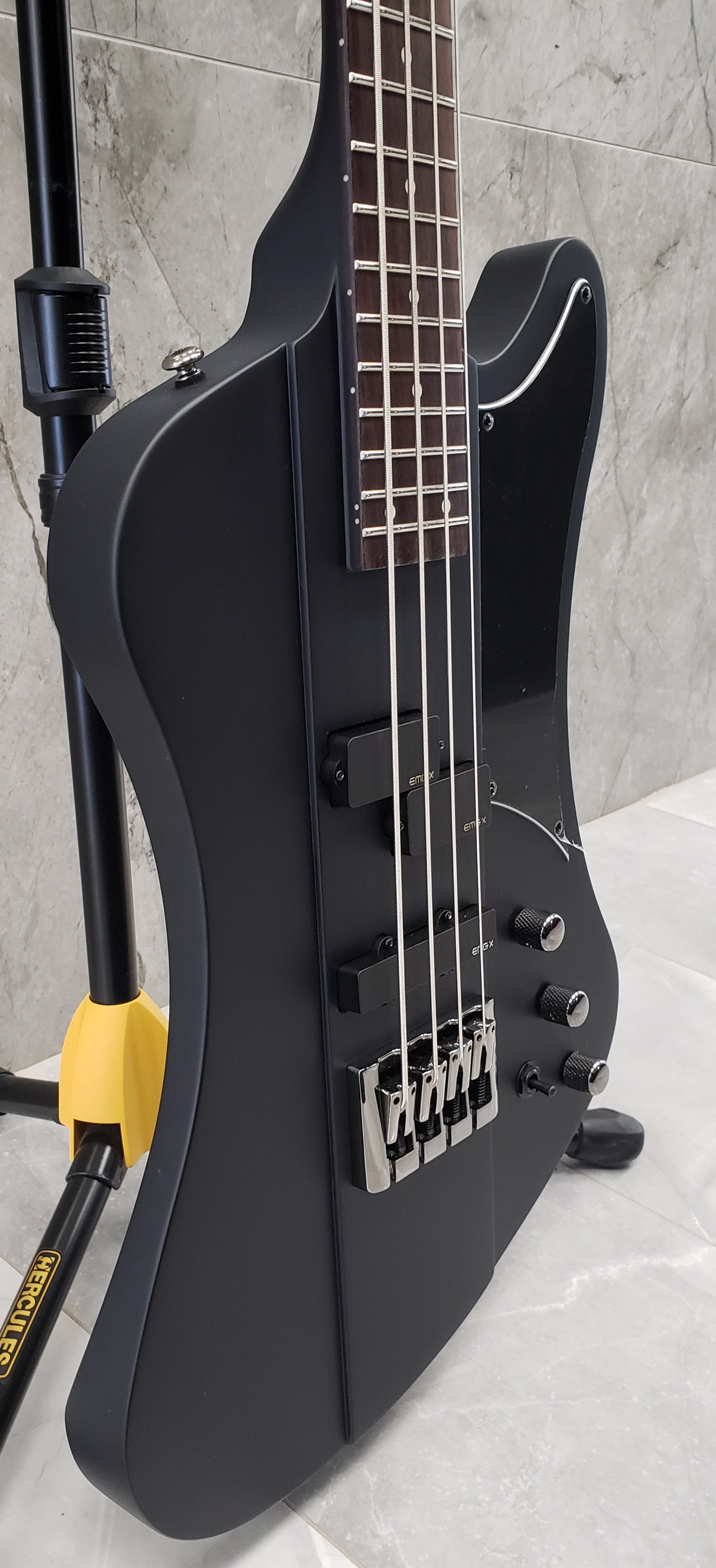 Schecter NIKKI SIXX 4 SBK Satin Black 4 String Bass with EMG Active P J 210-SHC 