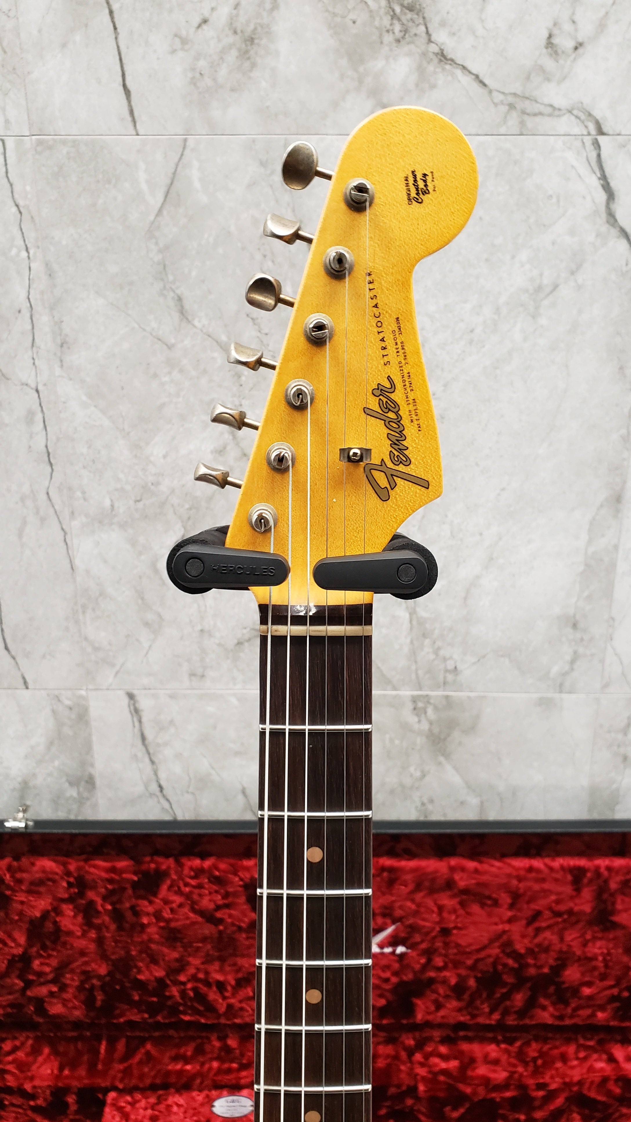 Fender Custom Shop 64 Stratocaster Journeyman Relic, Rosewood Fingerboard - Faded Aged Daphne Blue 9235001579