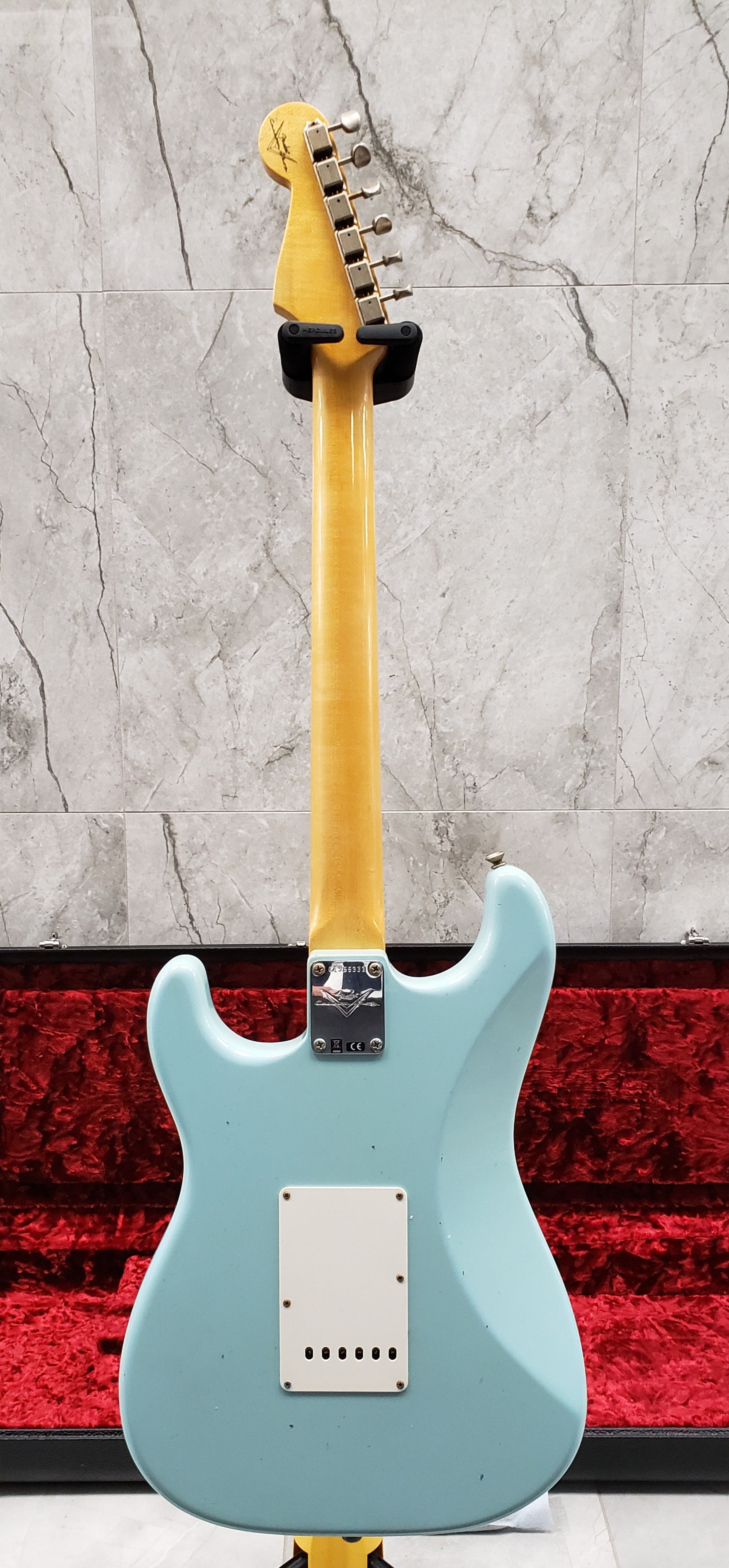 Fender Custom Shop 64 Stratocaster Journeyman Relic, Rosewood Fingerboard - Faded Aged Daphne Blue 9235001579