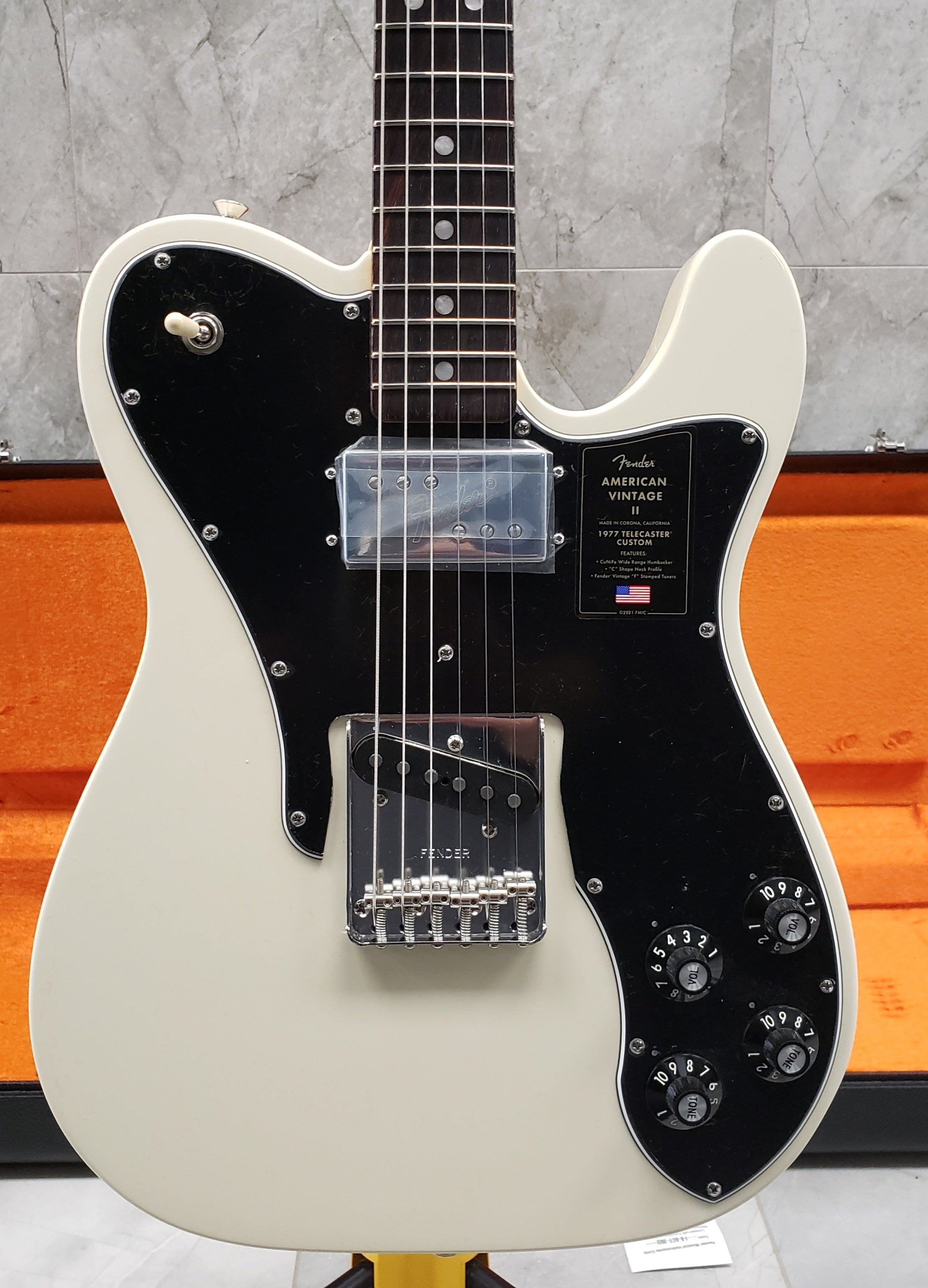 Fender American Vintage II 1977 Telecaster Custom Rosewood Fingerboard,  Olympic White 0110440805 SERIAL NUMBER VS220057 - 7.8 LBS