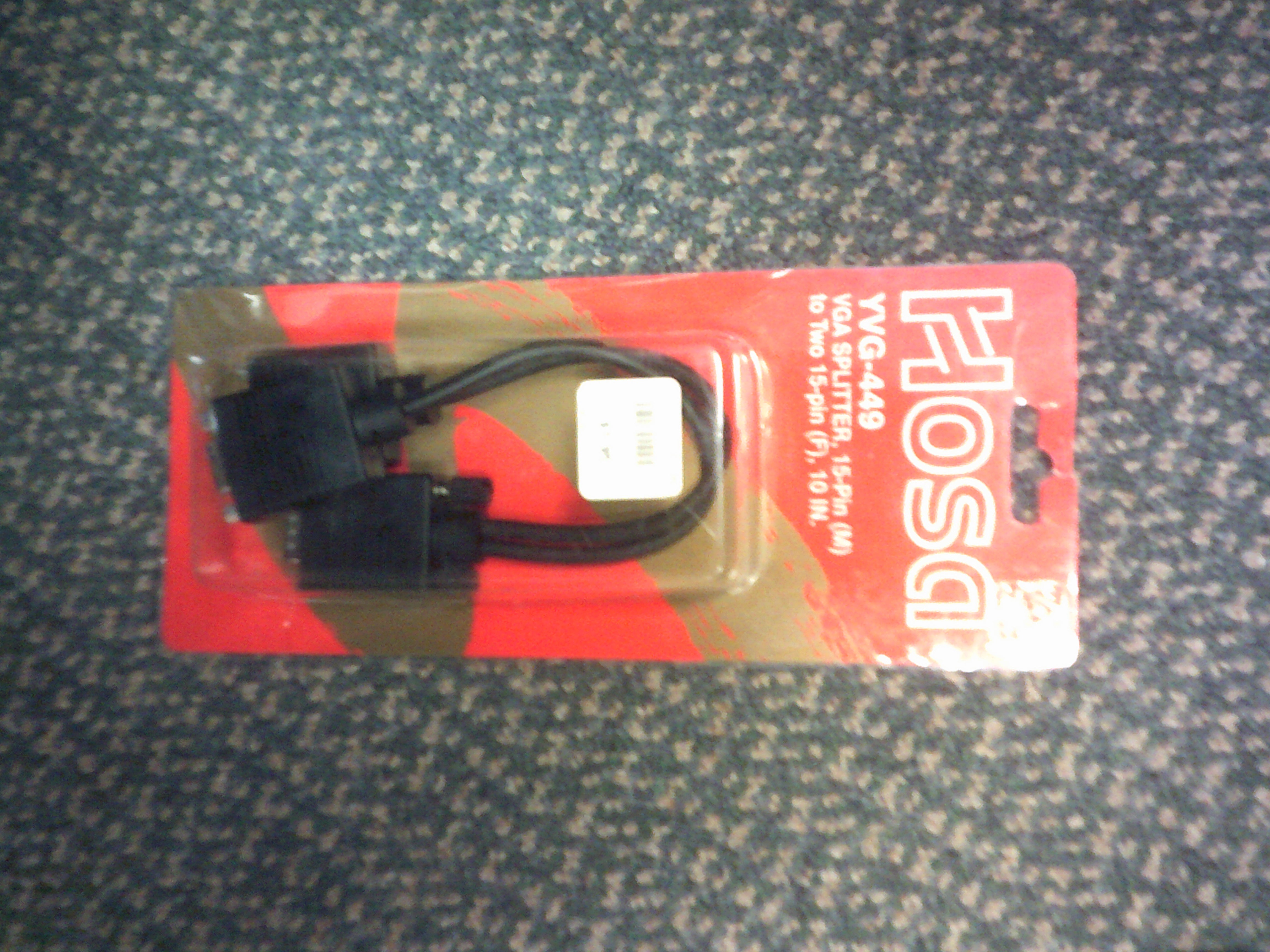 Hosa YVG-449 VGA splitter