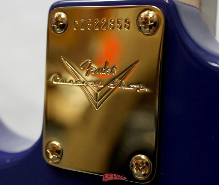 Fender Custom Shop Robert Cray Signature Stratocaster", Rosewood Fingerboard, Violet 109100826 - L.A. Music - Canada's Favourite Music Store!