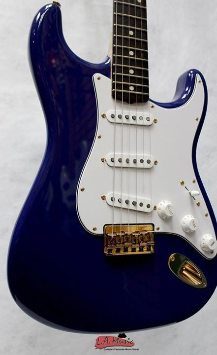 Fender Custom Shop Robert Cray Signature Stratocaster", Rosewood Fingerboard, Violet 109100826 - L.A. Music - Canada's Favourite Music Store!