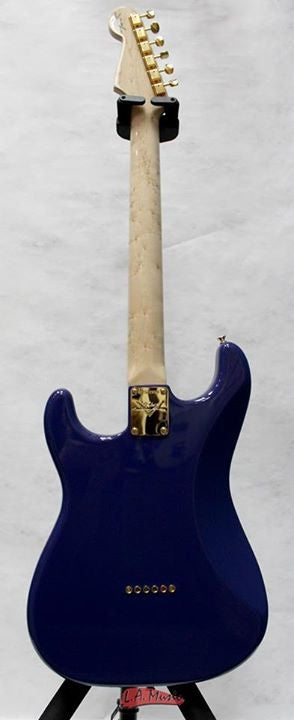 Fender Custom Shop Robert Cray Signature Stratocaster", Rosewood Fingerboard, Violet 109100826 - L.A. Music - Canada's Favourite Music Store!