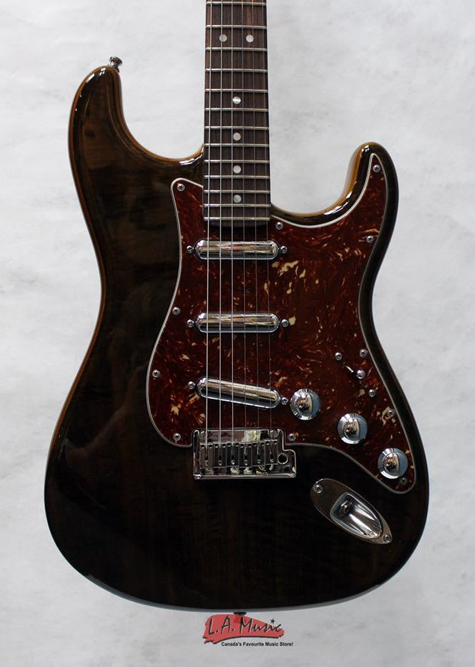 Fender Custom Shop Walnut Top Artisan Stratocaster", Rosewood Fingerboard, Buckeye 1510120151 - L.A. Music - Canada's Favourite Music Store!