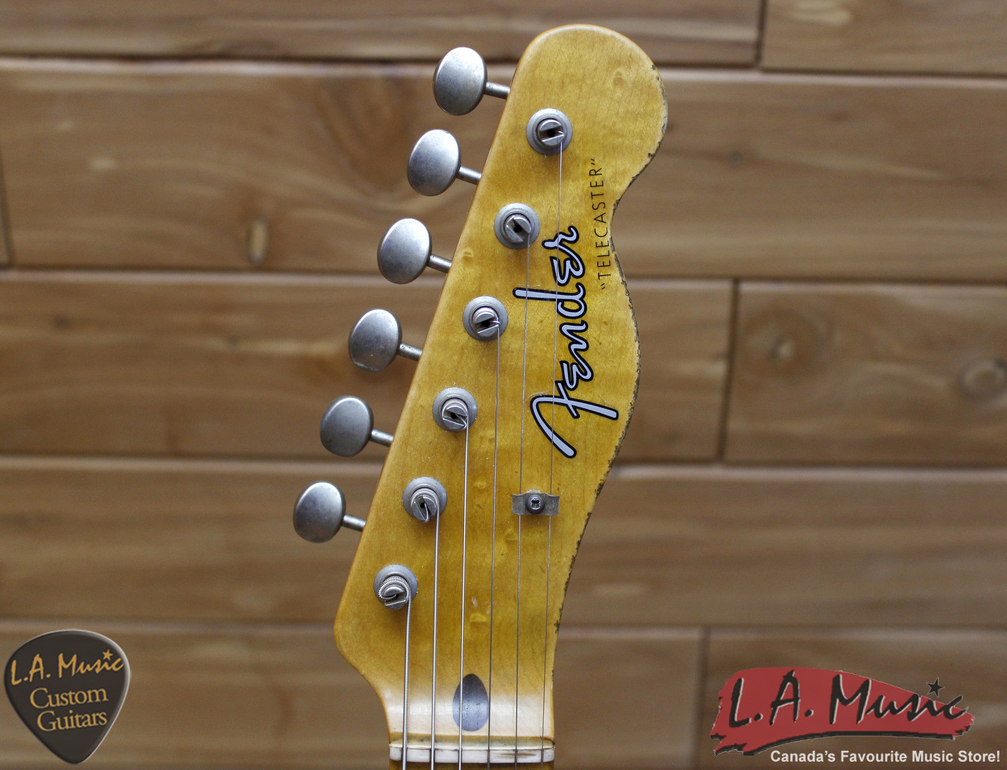 Fender Custom Shop Limited Edition Heavy Relic Mich Maker Daphne Blue Over 3-Tone Sunburst 1510060104 - L.A. Music - Canada's Favourite Music Store!