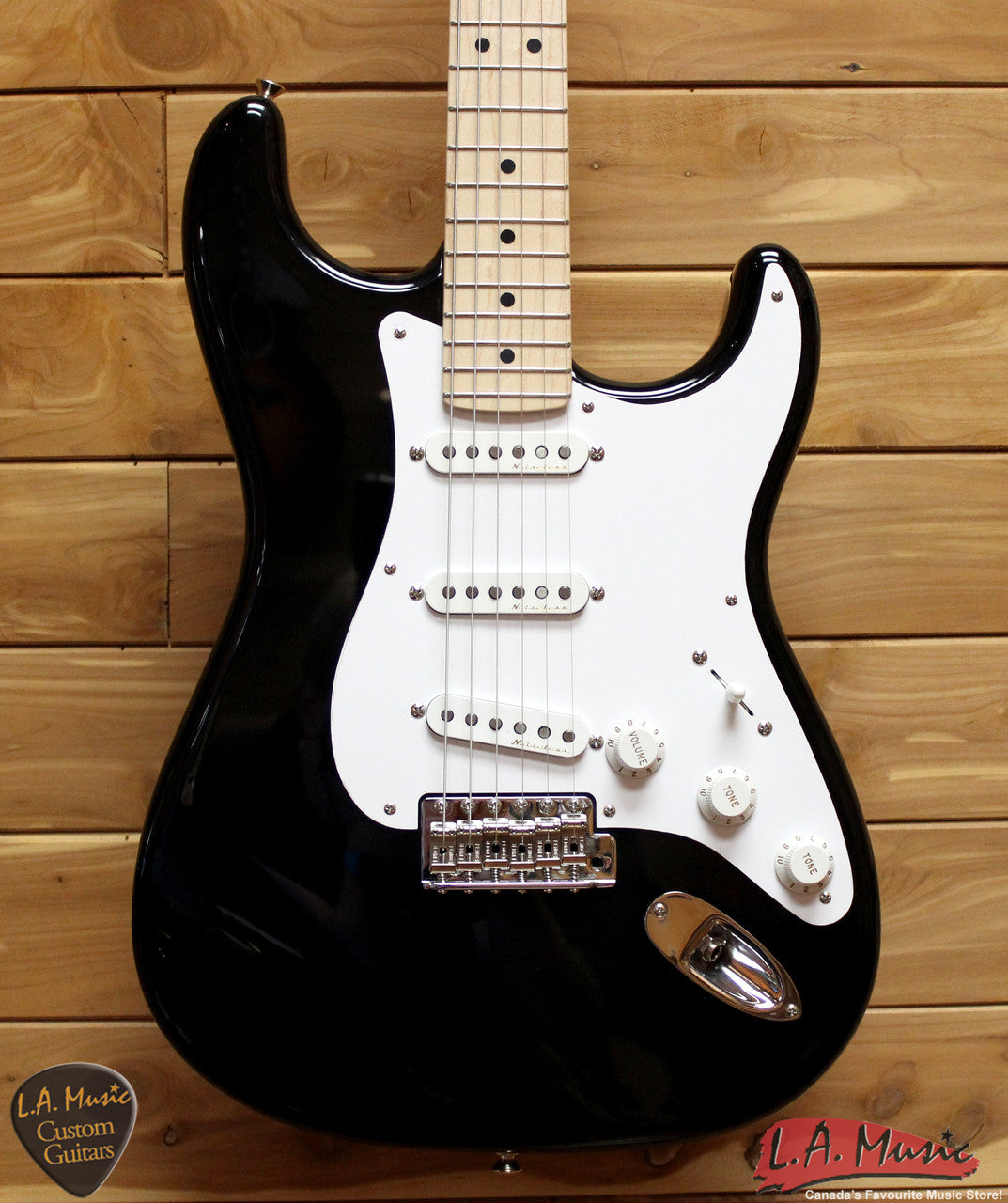 Fender Custom Shop Eric Clapton Signature Stratocaster, Maple Fingerboard,  Black 150082806