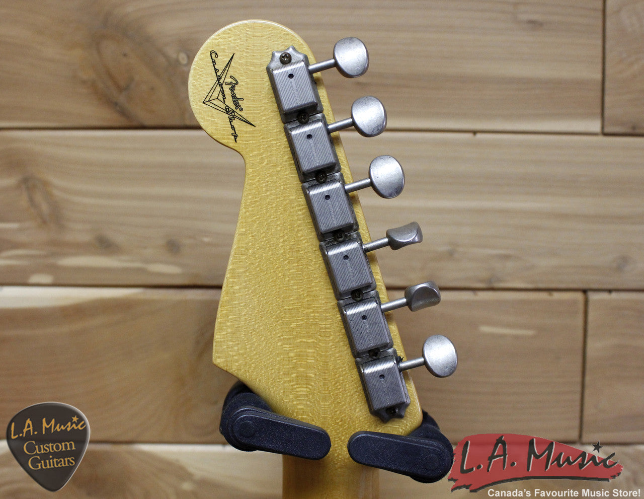 Fender Custom Shop '57 Stratocaster Relic Journeyman Desert Tan 9231006149 - L.A. Music - Canada's Favourite Music Store!