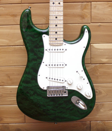 Fender Custom Shop Custom Deluxe AAA Figured Stratocaster Emerald Green - 9231006231 - SN - R82109 - L.A. Music - Canada's Favourite Music Store!