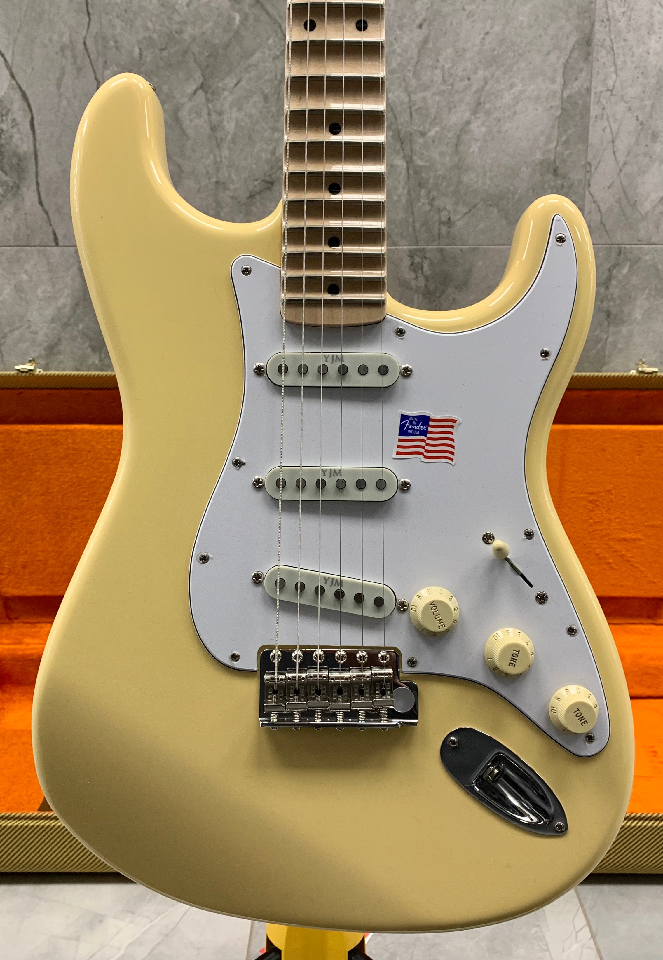 Fender USA Yngwie Malmsteen Stratocaster Scalloped Maple