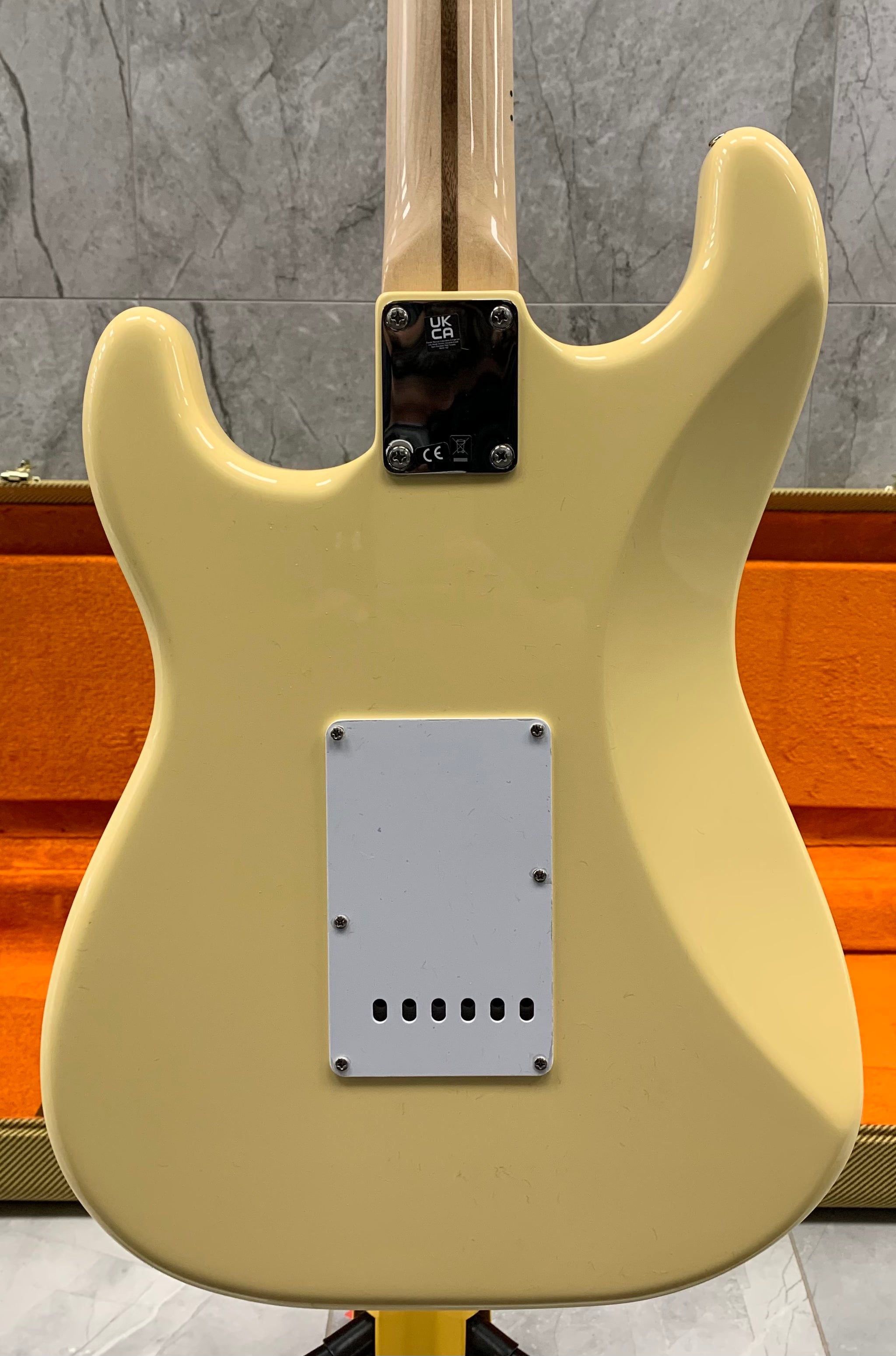 Fender Yngwie Malmsteen Stratocaster Scalloped Maple Fingerboard Vintage White 0107112841