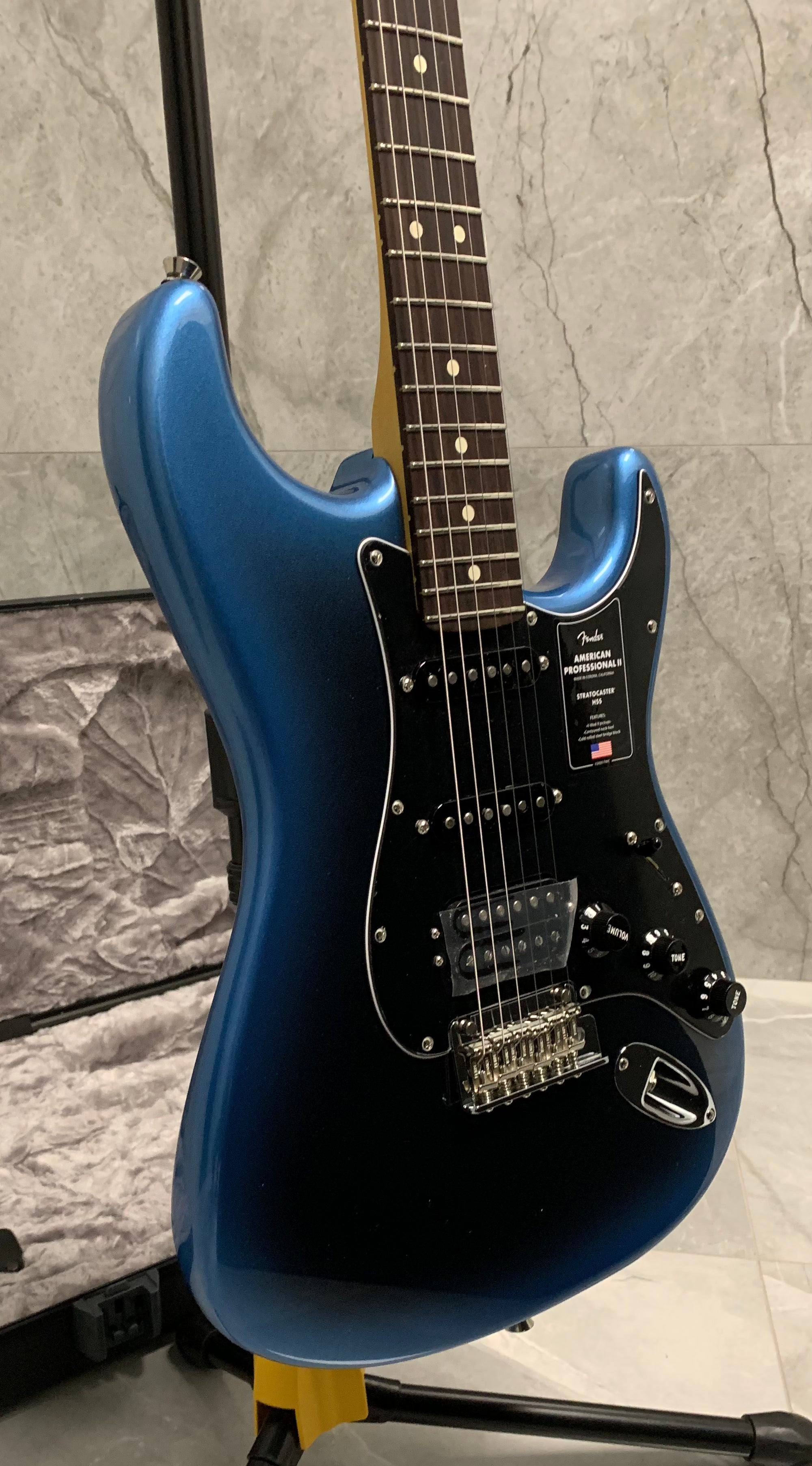 Fender American Professional II Stratocaster HSS Rosewood Fingerboard Dark Night F-0113910761