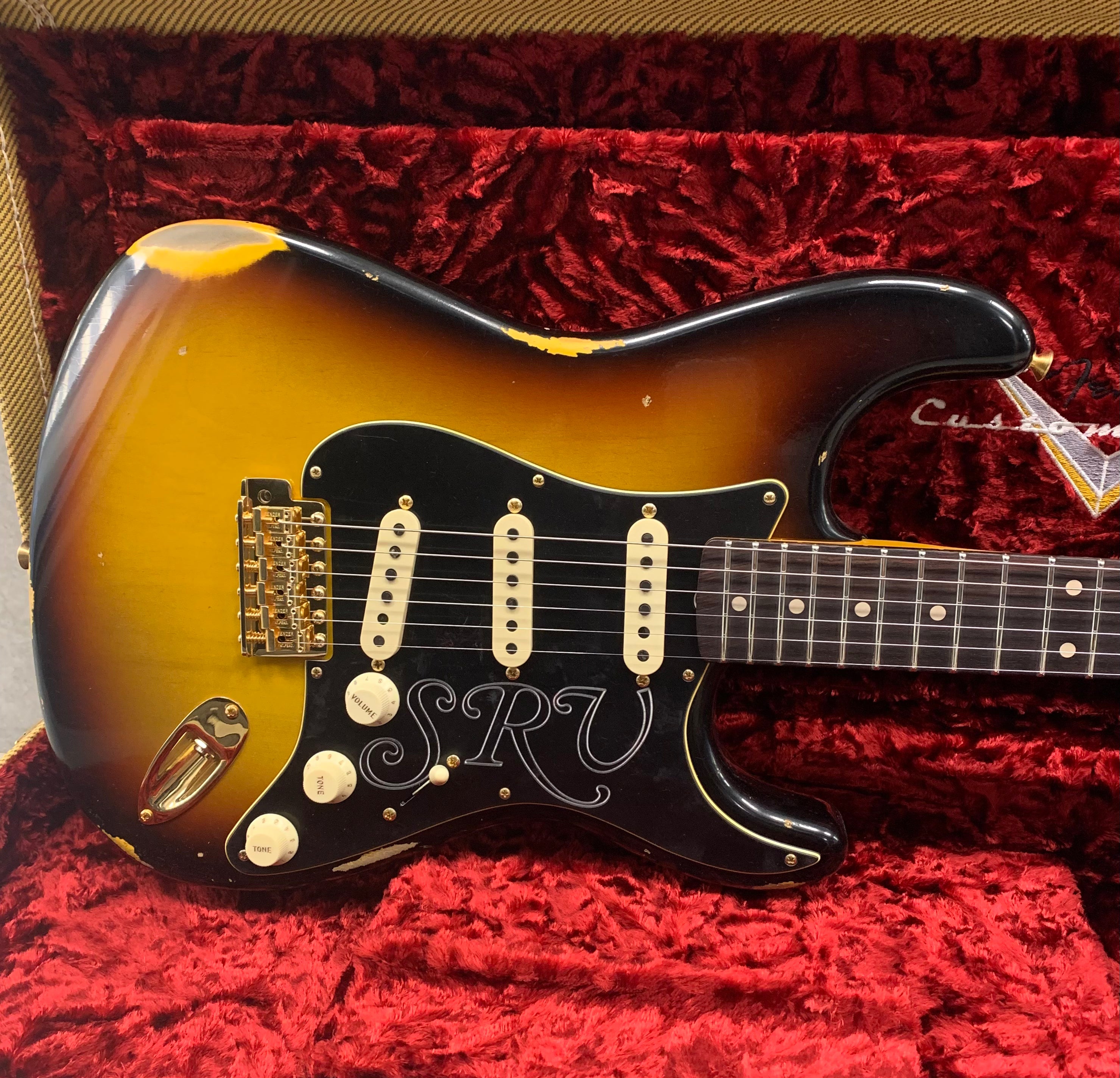 Fender Custom Shop SRV Stevie Ray Vaughan Signature Stratocaster Relic with Closet Classic Hardware, Rosewood Fingerboard, Faded 3-Color Sunburst 9235001087