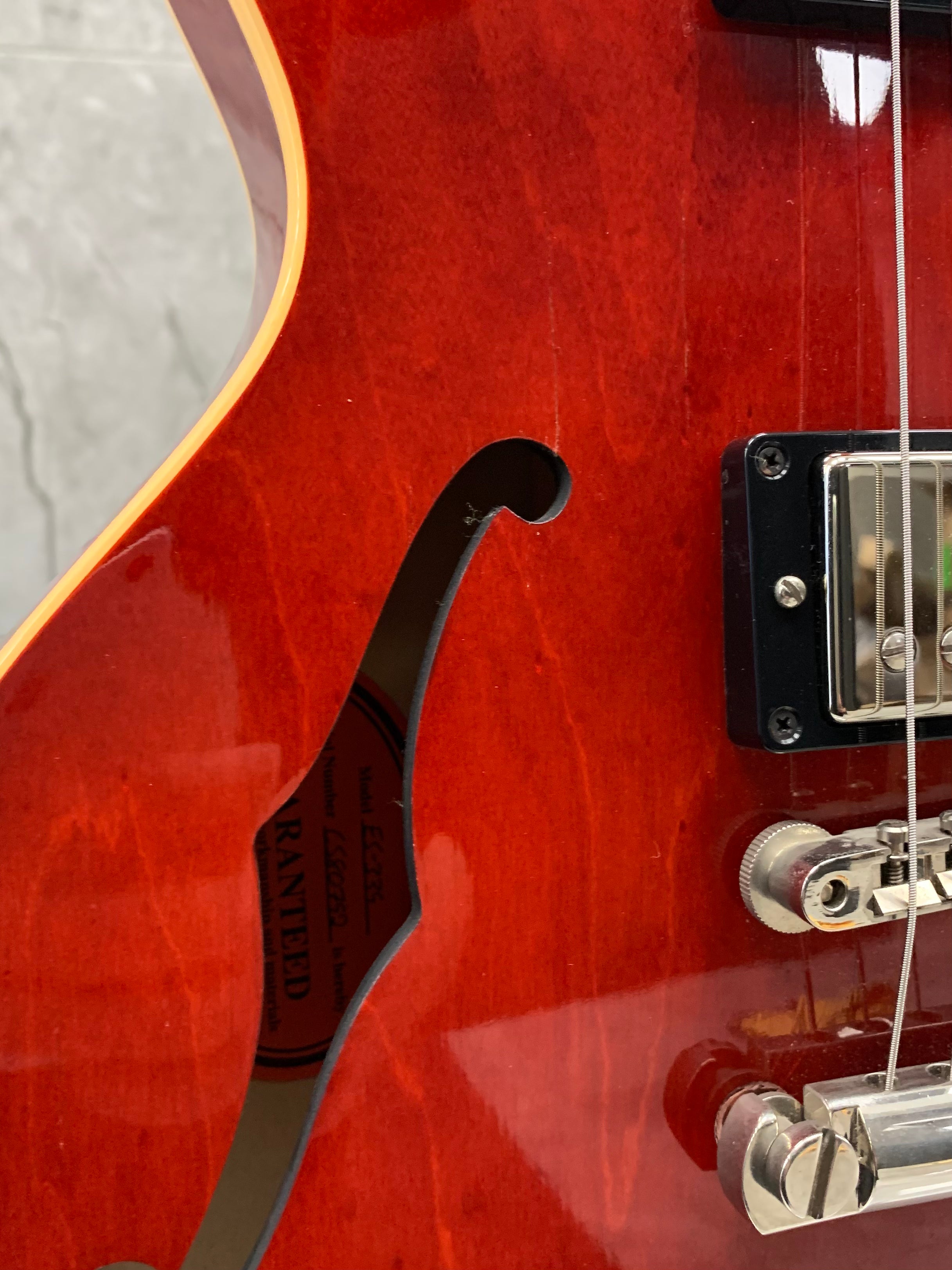 GIBSON ES 339 CHERRY GLOSS FINISH - USED 2008 - SEE PICTURES FOR DETAILS SERIAL NUMBER CS80792 - 8.0 LBS