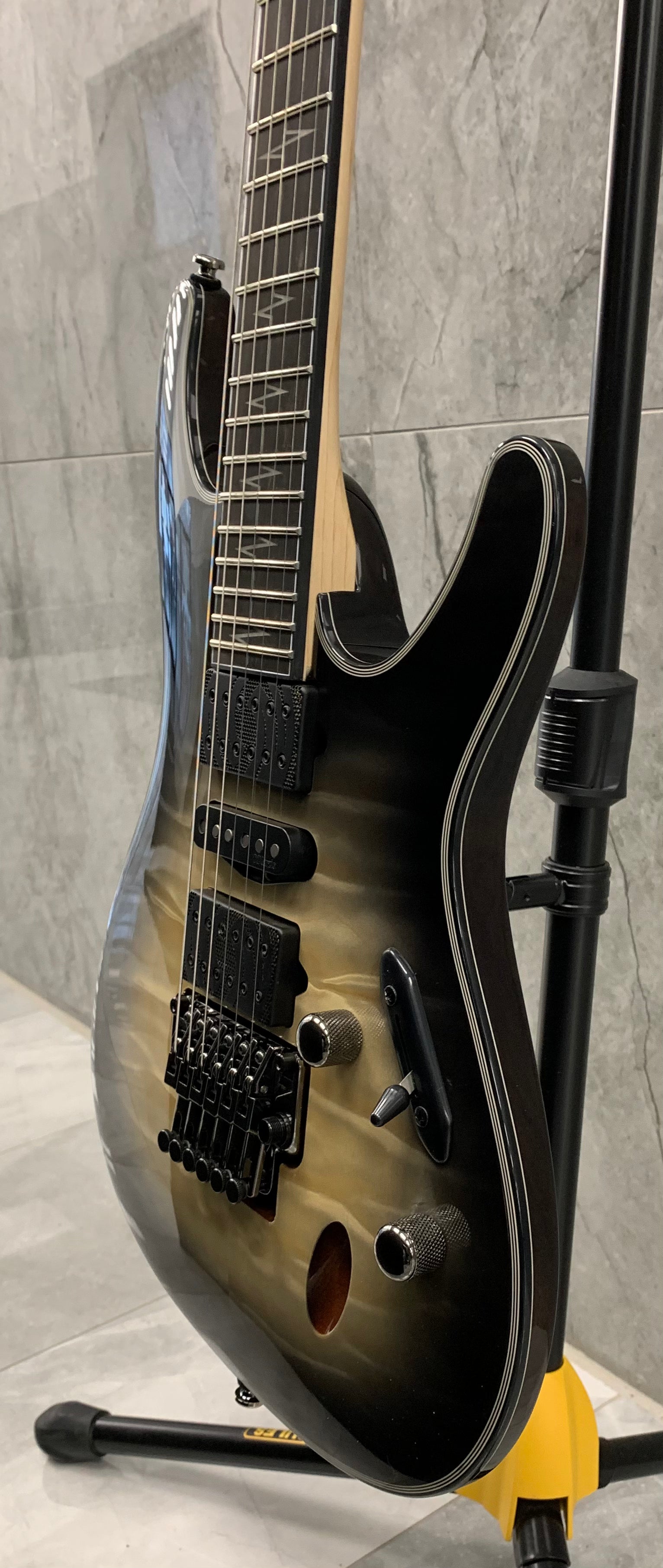 Ibanez JIVA10DSB Nita Strauss Signature in Deep Space Blonde