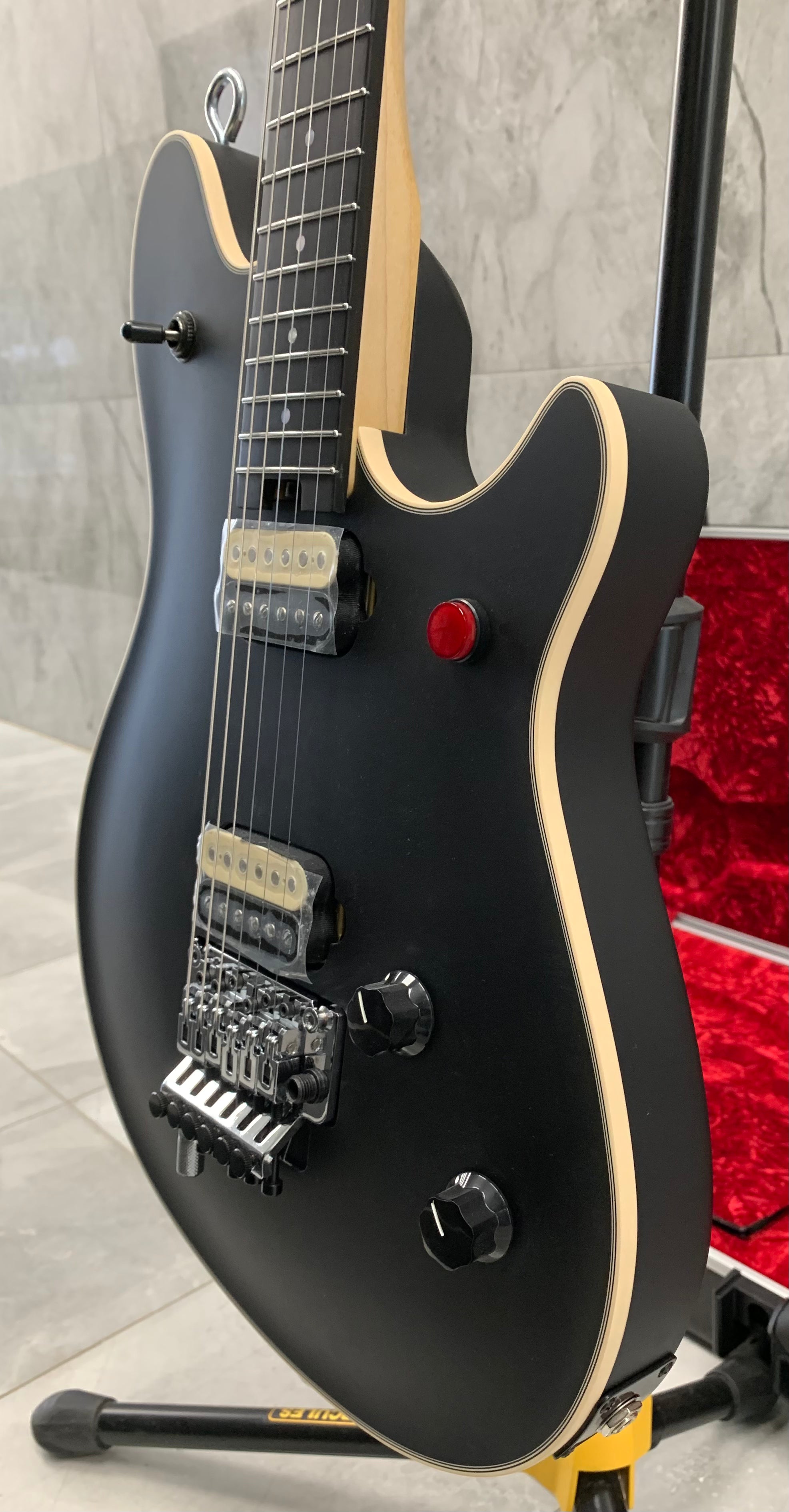 EVH Wolfgang USA Edward Van Halen Signature Ebony Fingerboard Stealth 5107920868