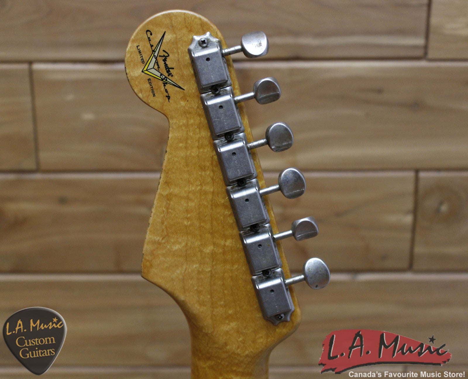 Fender Custom Shop Namm 2016 #181 Limited Edition Stratocaster Faded 3 Tone Sunburst - 9230903800 - L.A. Music - Canada's Favourite Music Store!